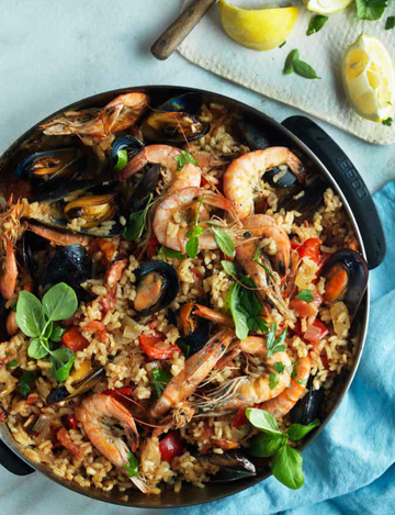 MEERESFRÜCHTE-PAELLA VOM COBB
